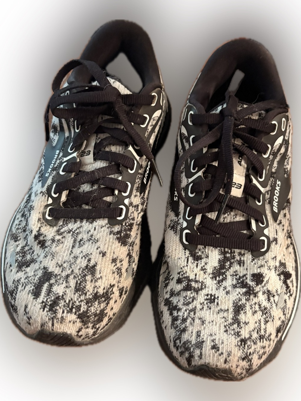 Brooks Women’s Black and White Knit Athletic Running Shoes